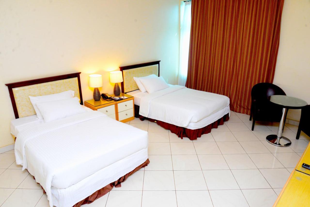 Golden Royale Hotel Энугу Экстерьер фото