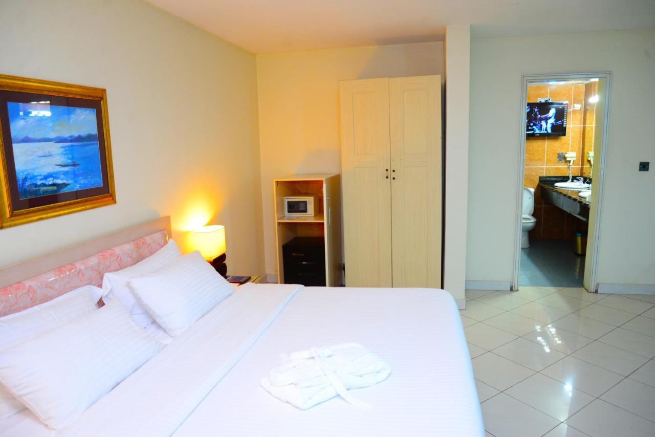 Golden Royale Hotel Энугу Экстерьер фото