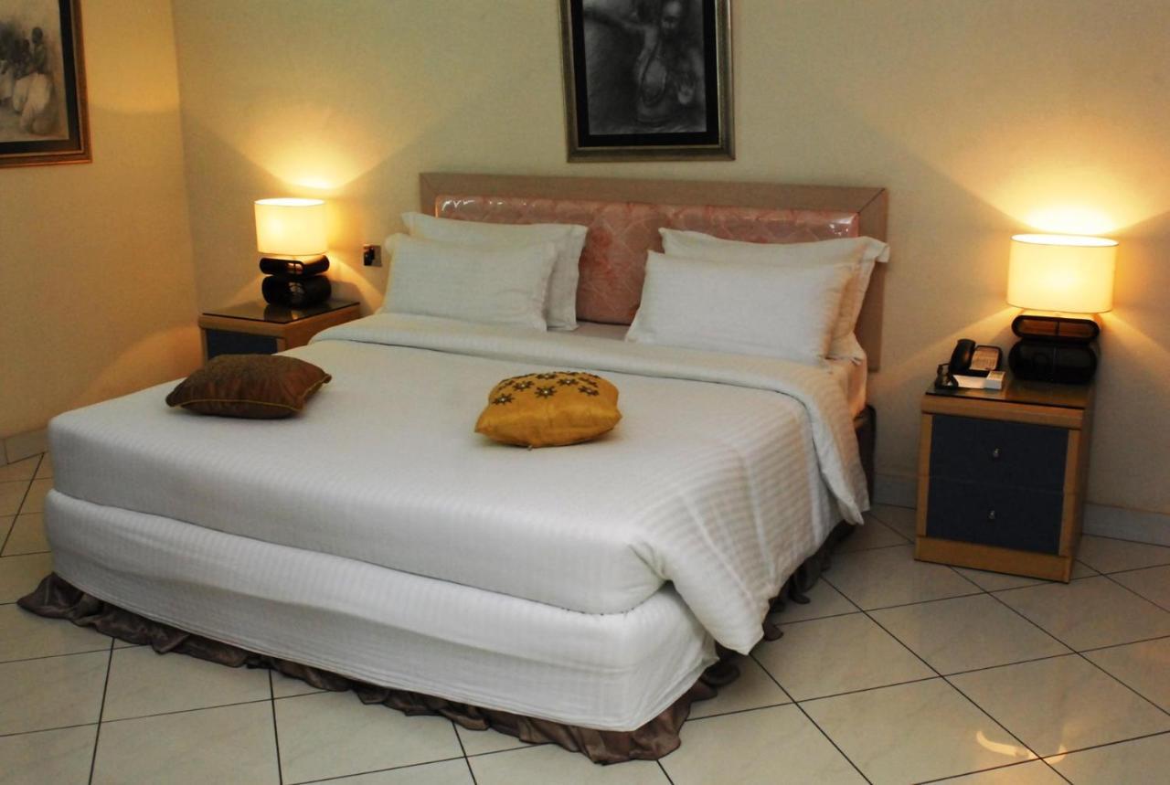 Golden Royale Hotel Энугу Экстерьер фото