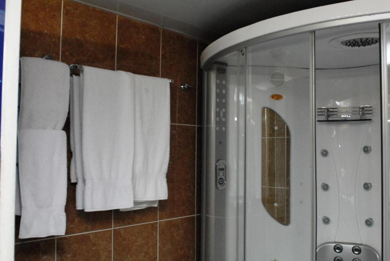 Golden Royale Hotel Энугу Экстерьер фото